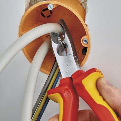 Dismantling pliers - KNIPEX : 13 46 165